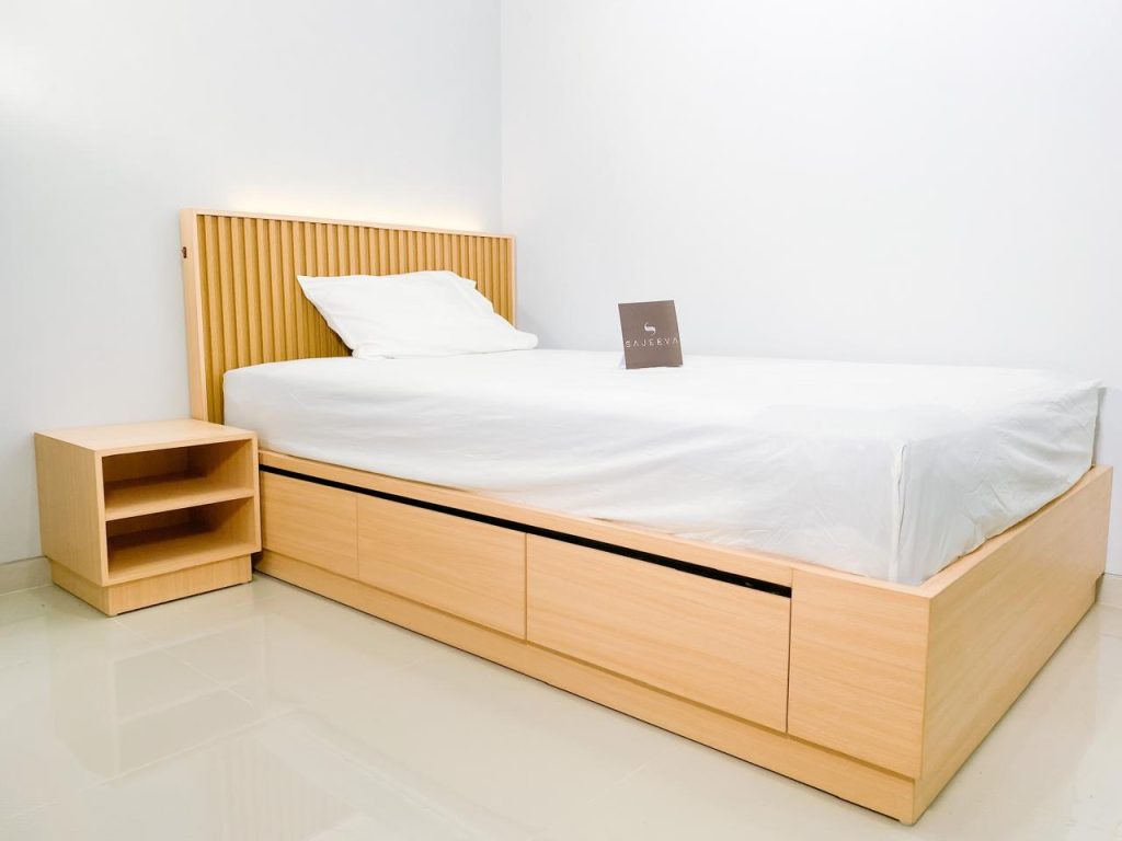 Thousand Sunny Living Space Sandard (1)