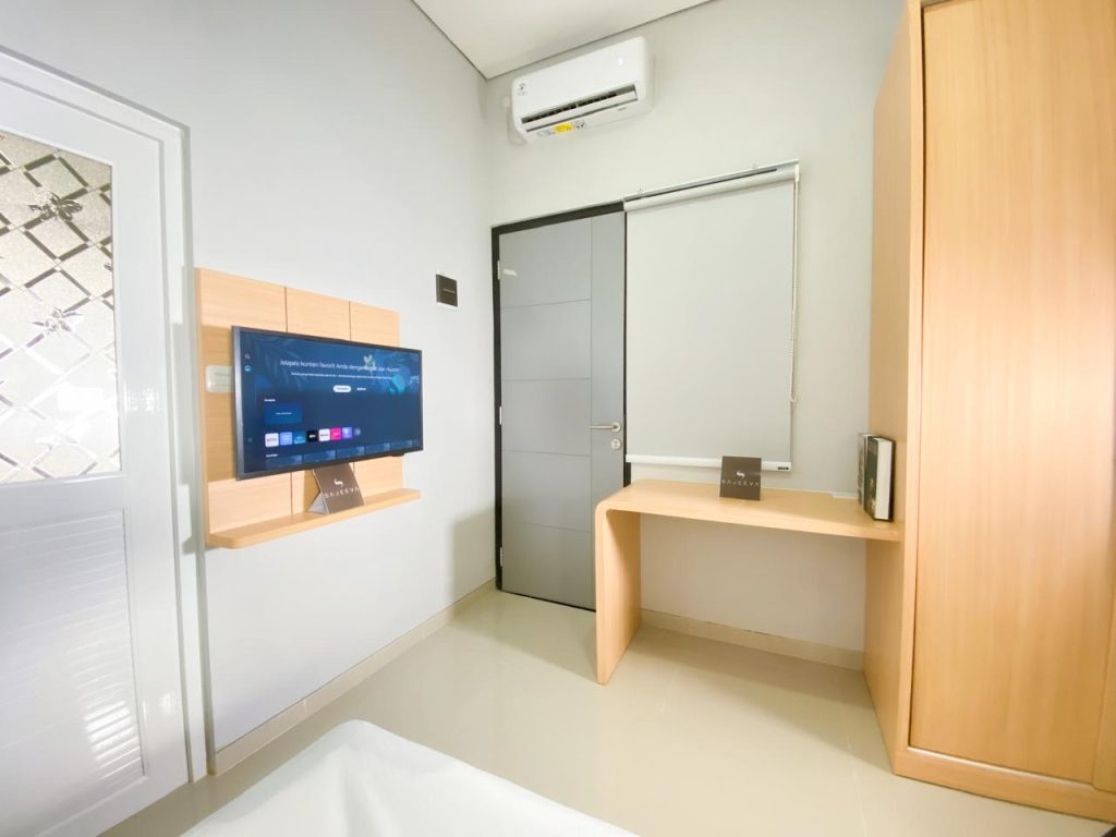 Thousand Sunny Living Space Sandard (3)